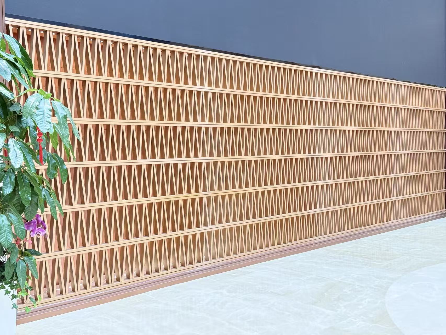 8d32da3a6ddd63f5aaa6938510bbb8ee